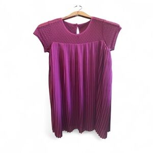 BCBGirls Plum Purple Pleated Short Sleeve Lace MIDI Dress Semi-Formal Evening